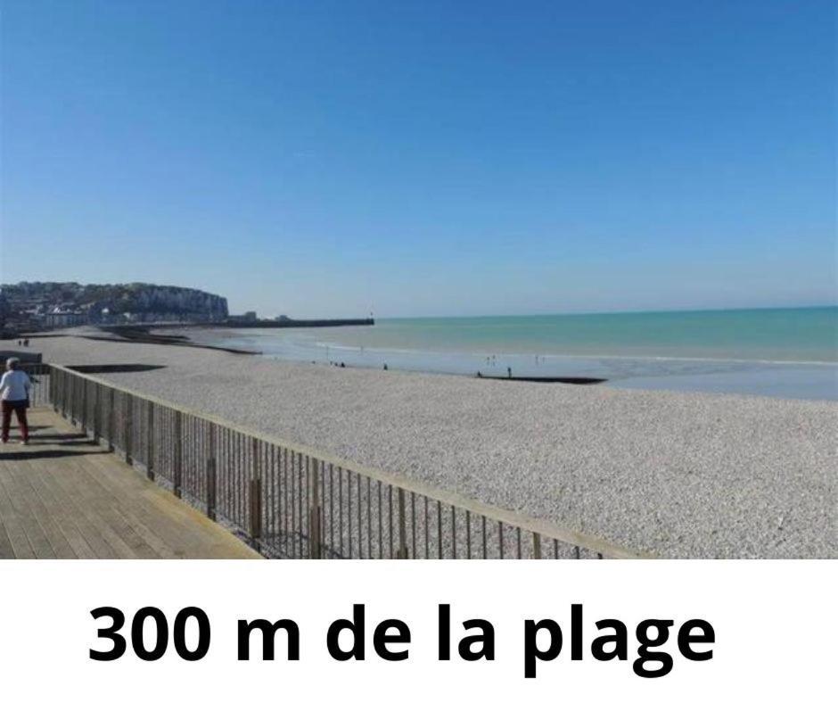Villa Des Bains De Mer Avec Balcon Et Vue, Terrasse, 300 M Plage, 2 Chambres, Velos Fournis A Mers Les Bains Le Treport, Petit Dejeuner En Option Exterior foto